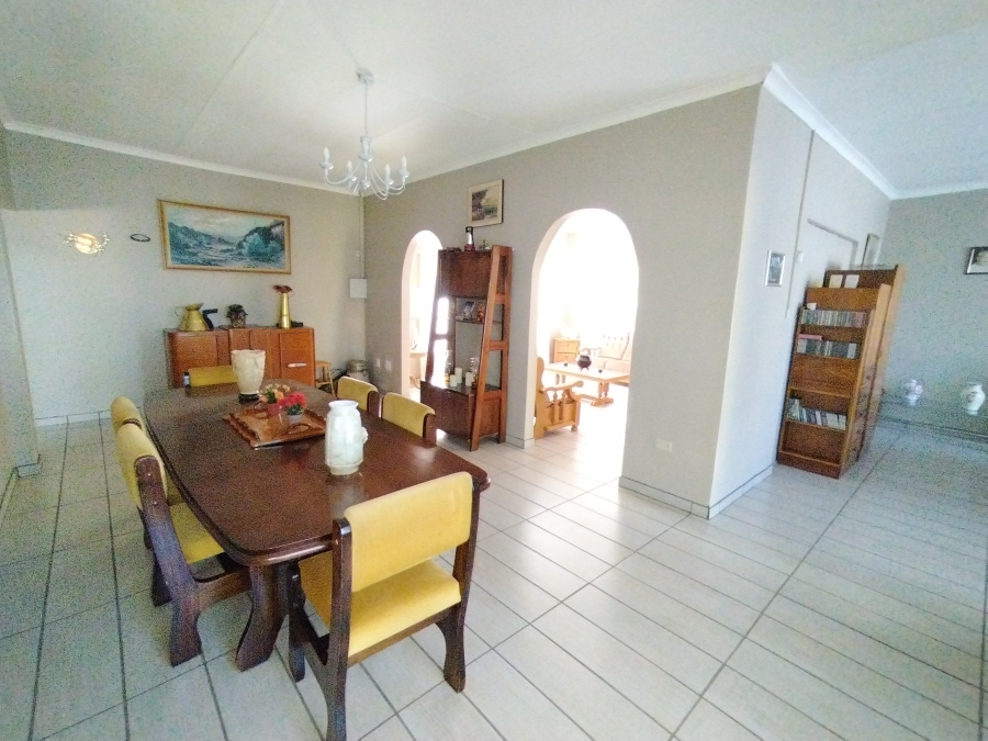 4 Bedroom Property for Sale in Jan Kempdorp Northern Cape